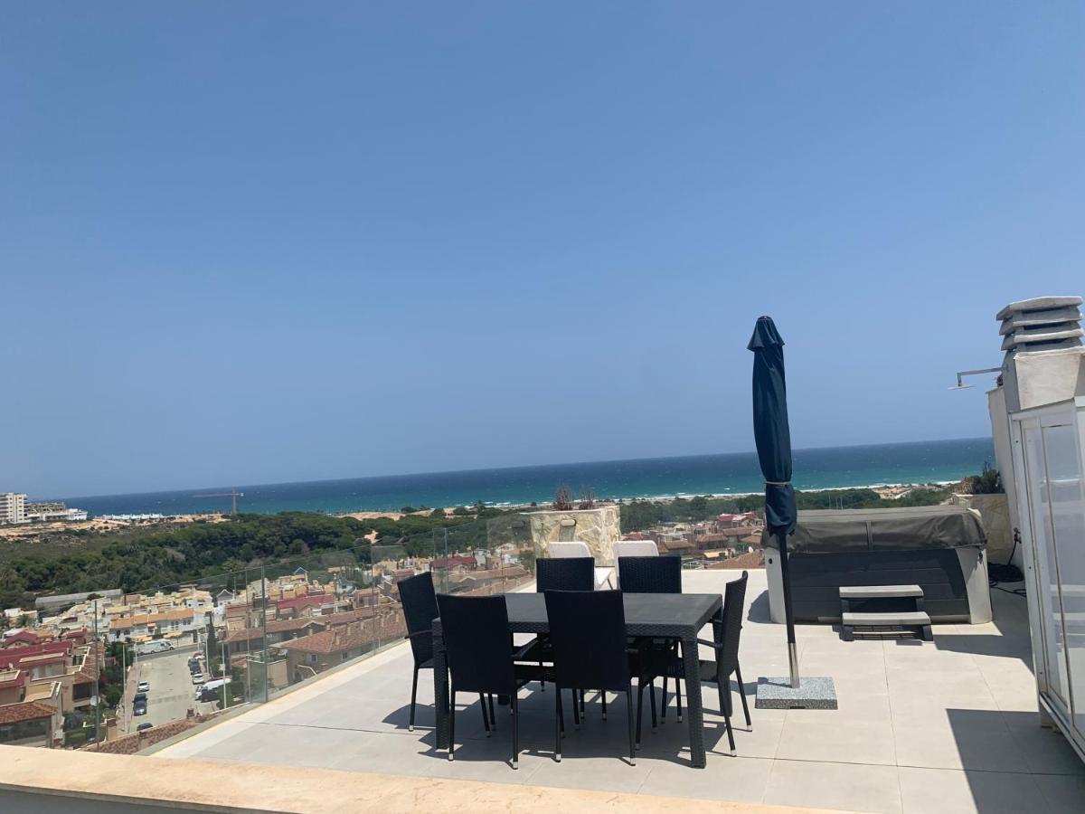 Beautiful New Style Apartment In Gran Alacant In Front Of Sea With Solarium And Jacuzzi Dış mekan fotoğraf